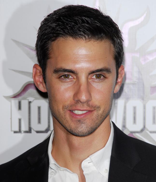 Milo-Ventimiglia-HD-Images-Widescreen.jpg