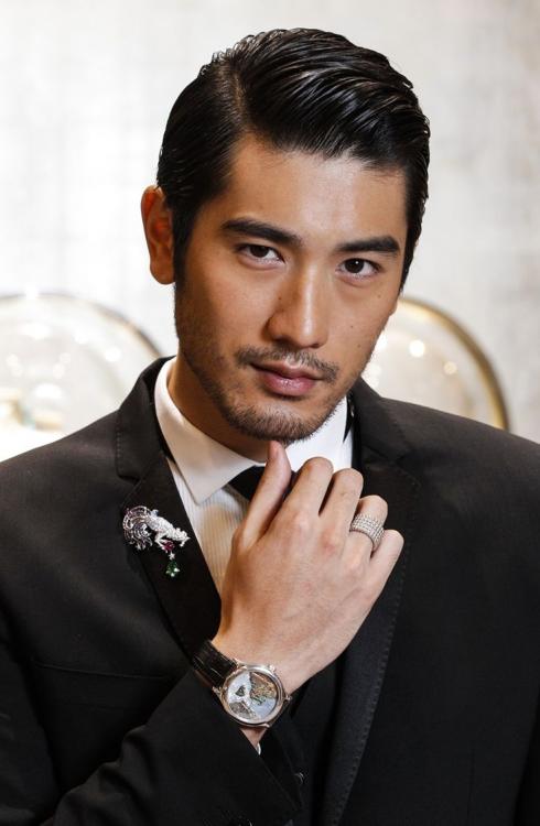 asian-men-slick-back-hairstyle-15-excellent-elegant-asian-men-hair-cuts-hairzstyle.jpg