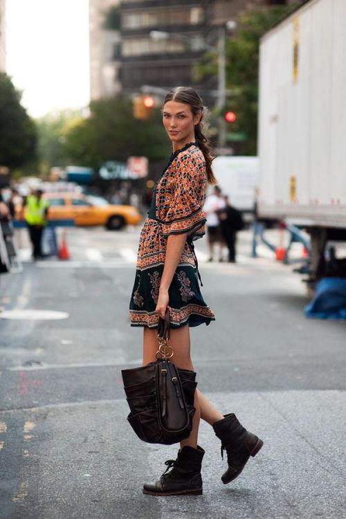 karlie-kloss-summer-boots-dress.jpg