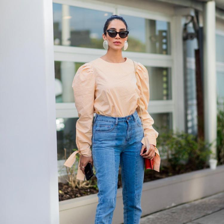 How-Wear-High-Waist-Jeans.jpg