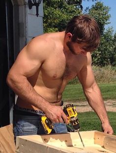 1714629a3e2fce76dbccb8f7ef0d7119--fitness-style-hot-dudes.jpg.8a1604b5361d4b2ed460e5e3d4ae9742.jpg