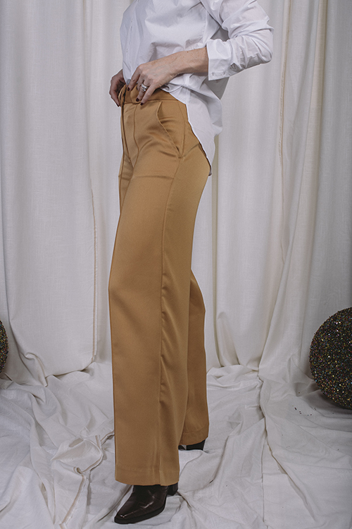 SoftTrousersCamel5.jpg.52f42688673c7686e828170a3e9aa930.jpg