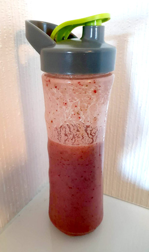 smoothie.JPG.9e1b90fec81d1ff006a860cb53bfb0b3.JPG