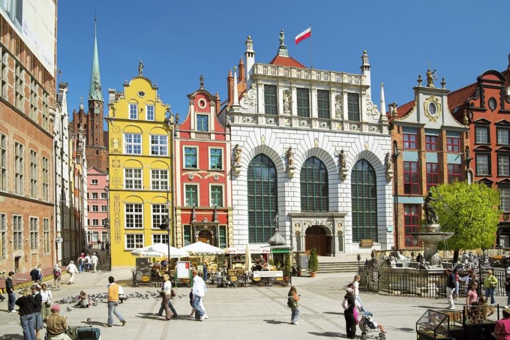 gdansk_dwor_artusa_1170.thumb.jpg.d63d3dc26369da19051a7b43e99ccd14.jpg