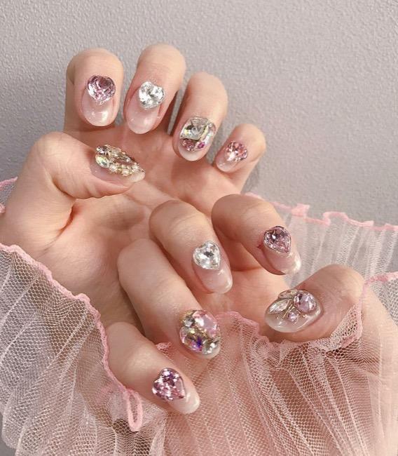 H3_2_Diamond-Nails_Art_Korean.jpeg.2a407e7166d4a6bf37c73e3e642874b5.jpeg