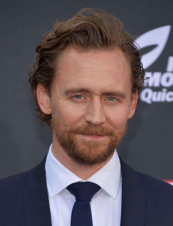 English-actor-Tom-Hiddleston-2018.jpg