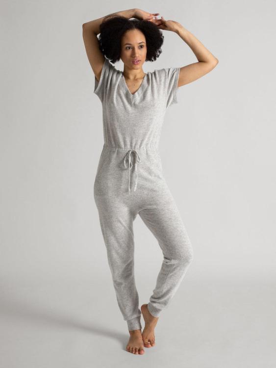 Cashmere_jumpsuit_cruising_light_grey_5.jpg