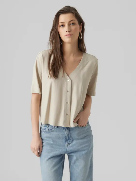 veromoda-vmmymilo2-4v-neckshirtwvnnoos-graa.thumb.webp.f01aaacfea98b03bb7415f5cd9b68601.webp